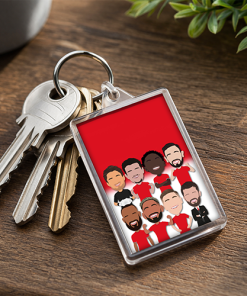 Man Utd 2026-27 Vector Heroes Keyring - Image 2