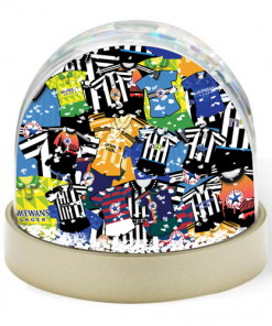 Newcastle Retro Kit Mash Snow Globe