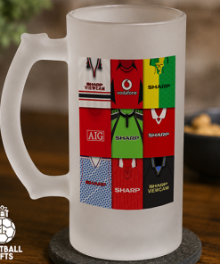 Man Utd Retro Shirt Montage Frosted Beer Glass Classic Kits