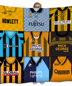 Cambridge United Classic Kits Montage Retro Shirt Fleece Blanket / Throw