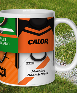 Alternative view of Dundee United Retro Shirt Montage Mug