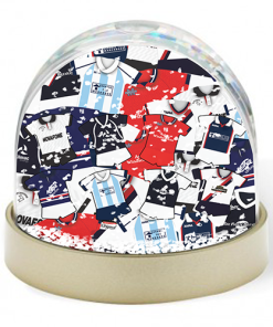 Dundee Retro Kit Mash Snow Globe